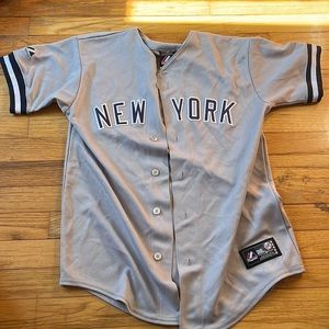 Derek Jeter Yankees Jersey